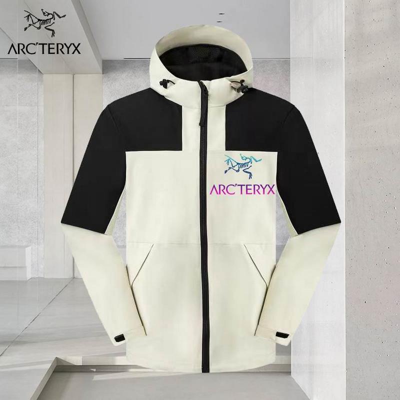 ARC'TERYX Men's Outwear 62